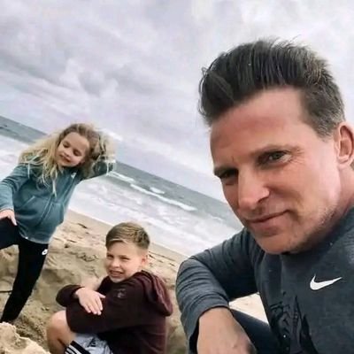 The Real Steve Burton .. Jason Morgan on GH
That's awesome podcaster
