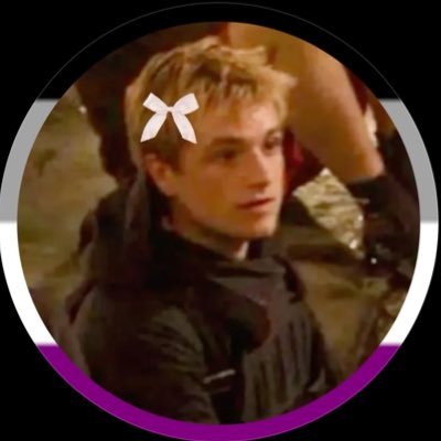 🫶lvl 19🫶 🏳🌈aroacehaze bi agender (prns in order of pref)🏳️⚧️ *hug* @loiswastired