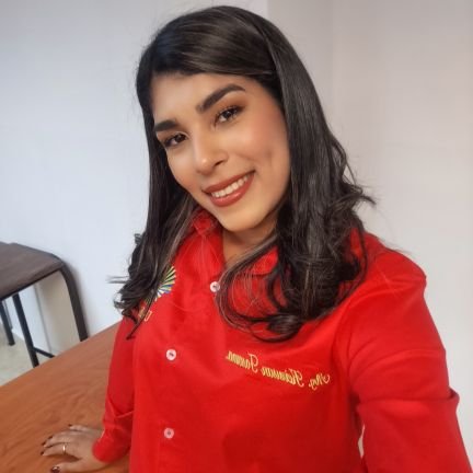 Ka_tasama23's profile picture. 22 años 

Mamá de Amira 

Cáncer ♋️ 🦀

Derecho 8/8