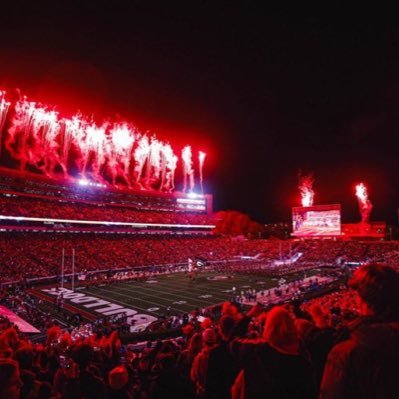 Dylanlewis526's profile picture. 