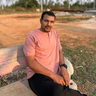 PariJ80's profile picture. 