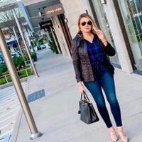 Janie Caitha (@happilyhappi) 's Twitter Profile
