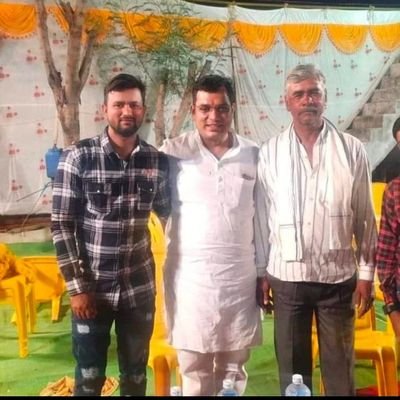 Educationist ll India national congress ll poetry lover ll This and that .. politician ll photographer ll @laxmanragho II @mr_farukhkhan_0786