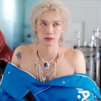 call me kat (@call___me___kat) 's Twitter Profile