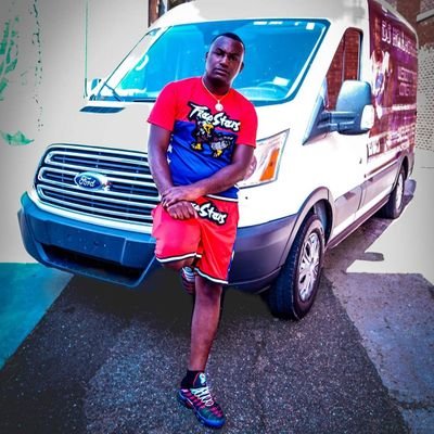 I'M A DJ/PRODUCER/PROMTOER IN TEXARKANA,TX I HAVE 3 SOUND SYSTEMS AND WILL ROCK YOUR CROWD CONTACT ME AT 903-244-1762 OR DALYCHRIS365@GMAIL.COM