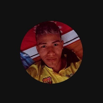 Johnandres1994's profile picture. Dios gracias por tu Compañia
Ecuatoriano 🇪🇨
Barcelonista 🇩🇪