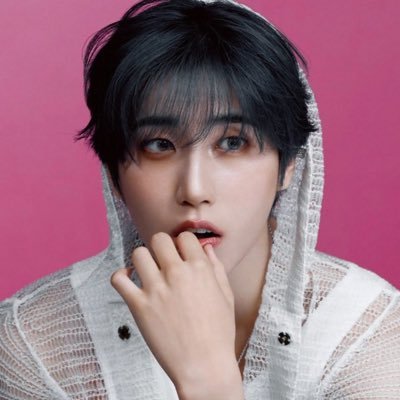 21 y/o • Queer • STAY since 211008 • 8 is FATE • Crazy Minsunger • Minsung ult • Priv @Hanji_Nat_03 🔞