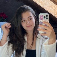 Alina (@alinamarto) 's Twitter Profile