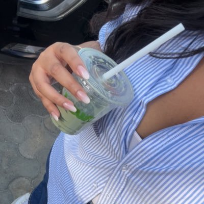 paripari_fries's profile picture. 