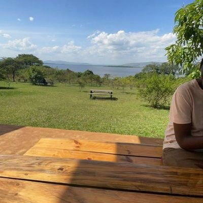 waynembandaLtd's profile picture. 😊