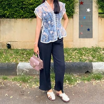 panggilajmelati's profile picture. tak kenal maka tak accept