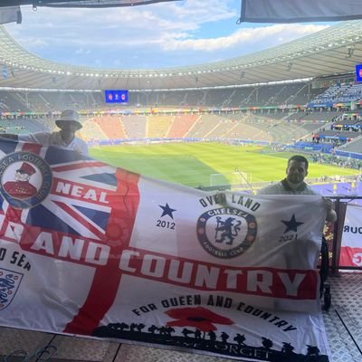 #CFC ⭐⭐Season ticket 🎟 holder with my lad ♿. England 🏴 supporters Travel Club ♿. 22 Yrs Queen & Country. #RIPWhosacraficedall🙏🕊🇬🇧 🇺🇦 🇮🇱