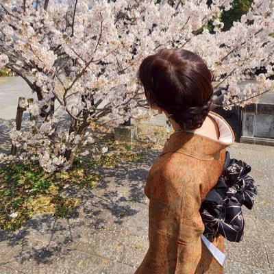 お店の元ママです☺️全力で人生を楽しみたい✨旅行✨温泉✨神社✨お寺✨都会✨自然✨夜景✨朝日✨木漏れ日✨雪✨楽しい人大好物✨苦手はいざこざ🤭