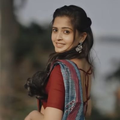 AnandBanal62029's profile picture. నేను నా ఆనంద్ ! #musiclover #politics #YSJMR #movies #entertainment 😇 చాలు ఇది ఈ జీవితానికి ✨❤️