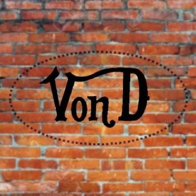 E_VonDee's profile picture. 