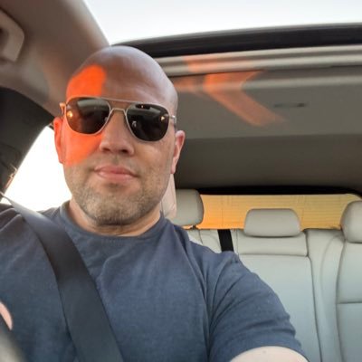 ~ U.S. Air Force Veteran 🛫 ~ Former Orbital Analyst 🛰️ ~ I.T. Guru 💻 ~ Loves Techno And All Thing Paranormal! 👽🕺🏽👻