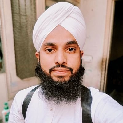 عادتیں مختلف ہیں ہماری دنیا والوں سے
رابطہ تھوڑا ہی سہی مگر رکھتے دل سے ہیں