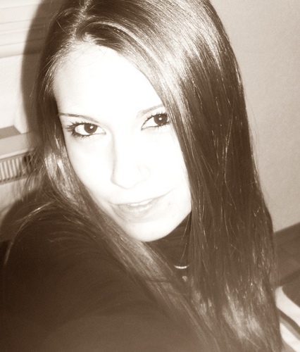 Lauriinha87's profile picture. 