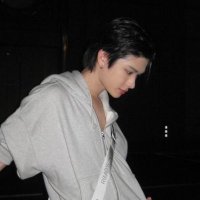 พ. (@hikub231) 's Twitter Profile