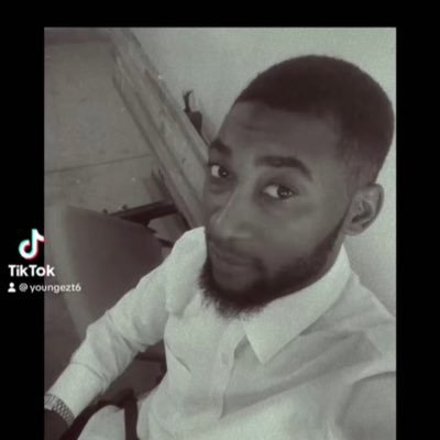 Idreeeees11's profile picture. self crush 😍|muslim❤️|family first ☝️|music addict ⏯|