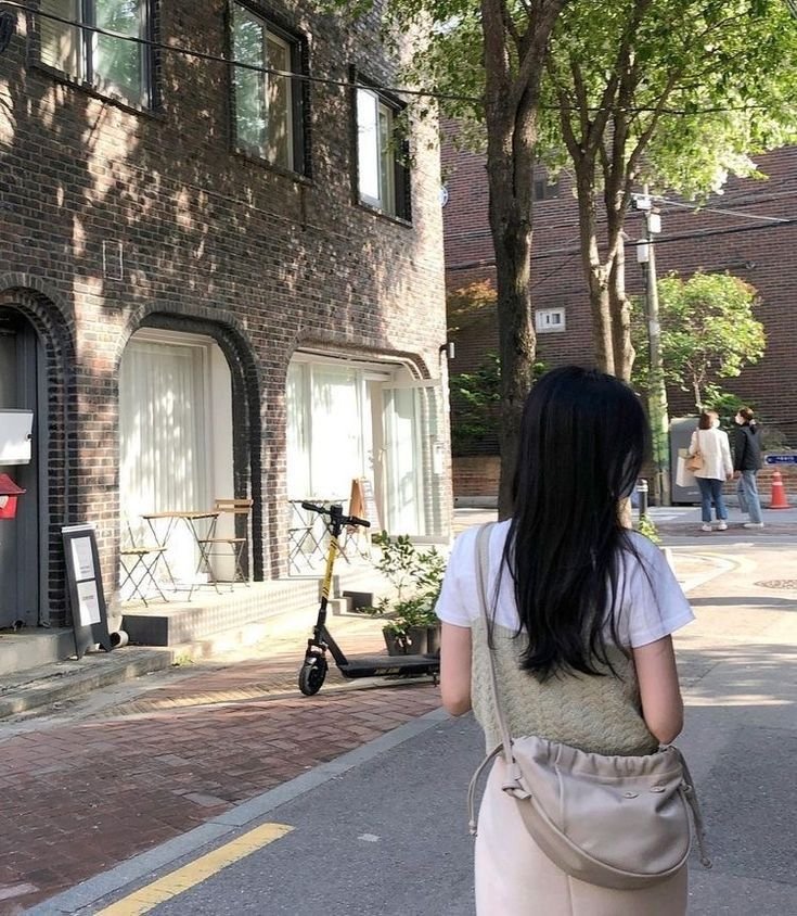 WarrenGrah31175's profile picture. 