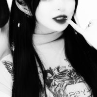 イル (@z_illill) 's Twitter Profile