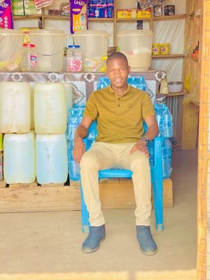 AnisaJusti46191's profile picture. God is great ( Allah Karim)