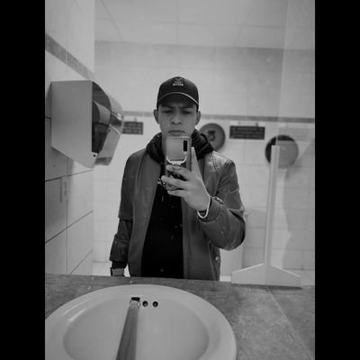 brasill95's profile picture. 