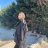 ozcivi_zeynep's profile picture. çok mu ayıp hâlâ mutluluk istemek?