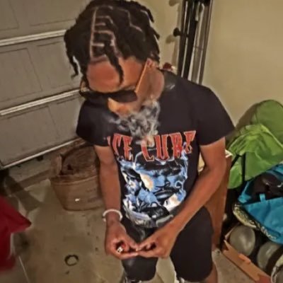 spazznb's profile picture. 