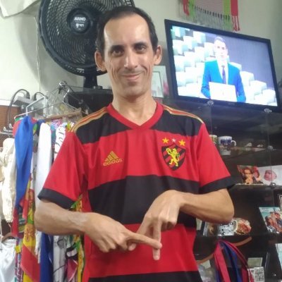 Torcedor do Sport 🦁🟥⬛
Pernambuco meu país, meu lugar !
Artista plástico, Administrador de empresas, Empreendedor, divulgador digital e solteiro !