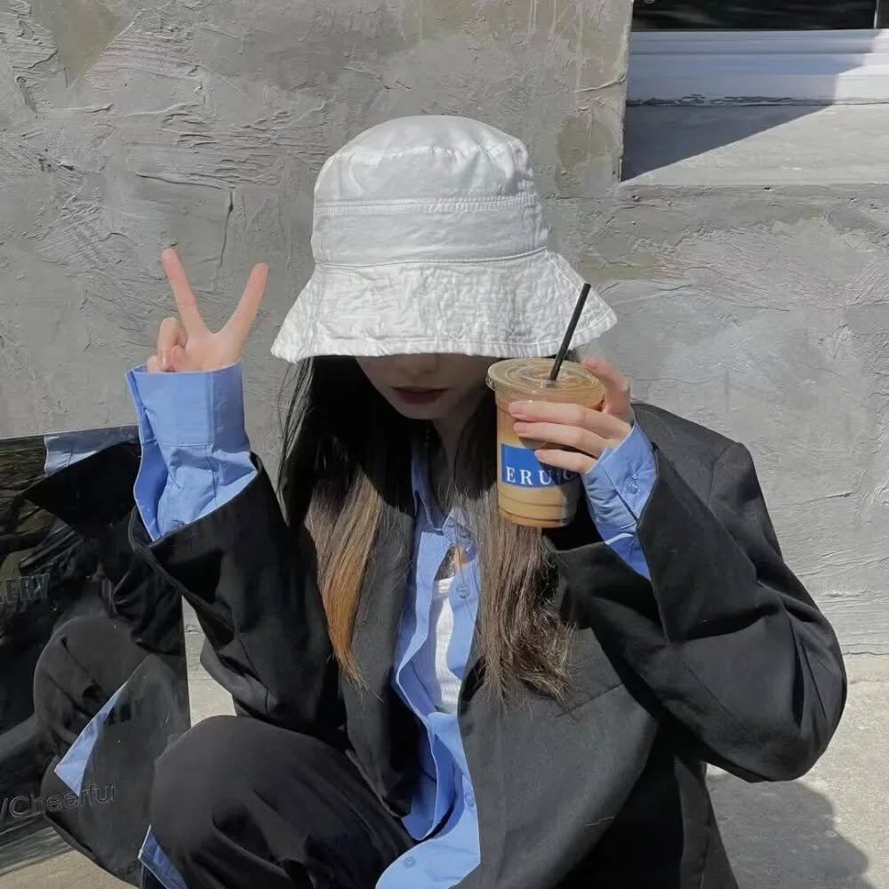 FayeK6406's profile picture. 