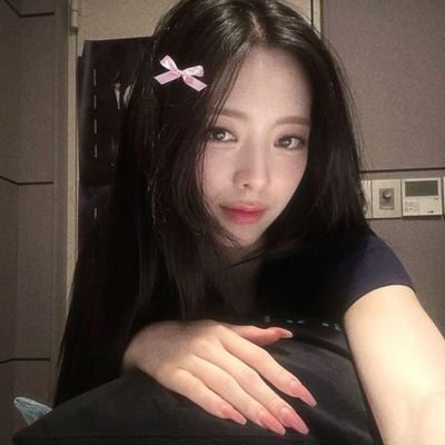 ⁺₊ ໑ 🎀:🩰🪞🎀🧴🕯️.
𐙚 born to be a princess
