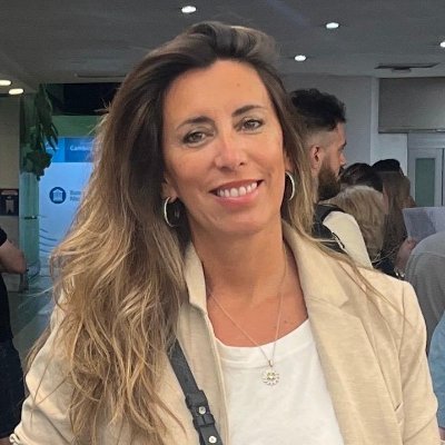 Especialista en #estrategiadigital #ecommerce - Cs Económicas. UCA - MBA Executive. Orgullosa emprendedora! Curiosa de nacimiento!