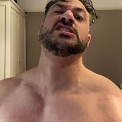 OwenHardin's profile picture. Everyone chill!