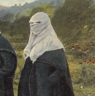 sevdaguvercini's profile picture. kendi hâlinde.  maalesef