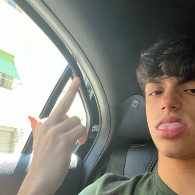 maraj40905's profile picture. Instagram: elia_qwq