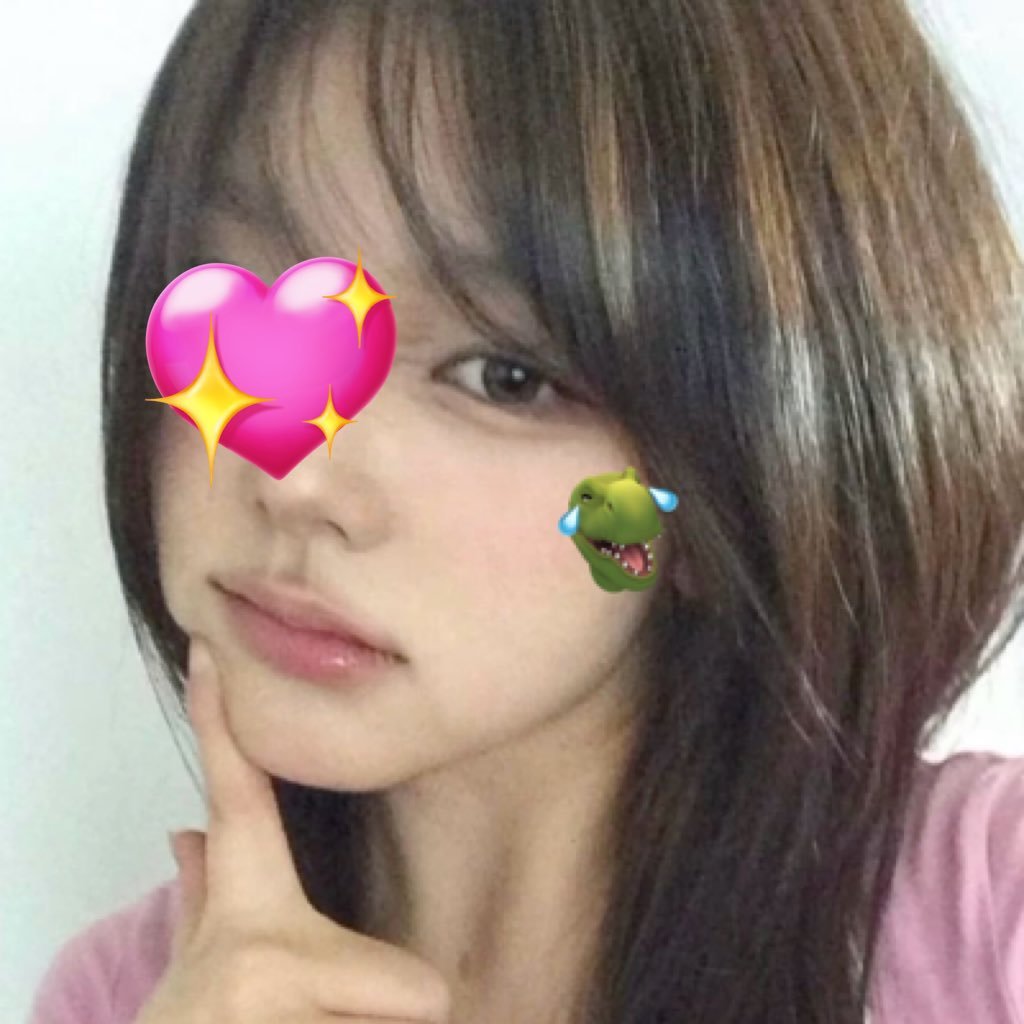 彼氏欲しぃ、相性合う人いないかなっていつも思ってます(*゚▽゚)ノ出会い無いので、フォロワーさんが増えたら会ってみたいのでフォロー、リポストで応援お願いしますッ!裏垢デビューなので、(まずは大人で)♡