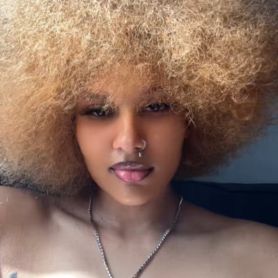 jazzie_offic's profile picture. just breathe, it’s okay 💕