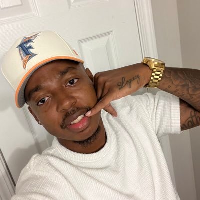 ItsTheMogul_'s profile picture. 