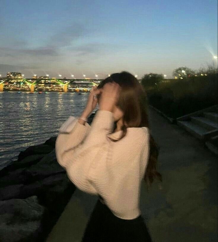 ClaudOndri80291's profile picture. 