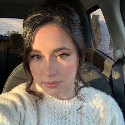 naomi Profile