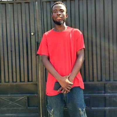 BenjaminMe42990's profile picture. 