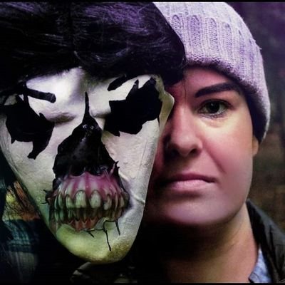 Writer/Cosplayer/Ghost Hunter. Lover of all things horror. Not inclined to resign to maturity. Deviant. Bloody inspired. Josh Washington defence #lisde 💖