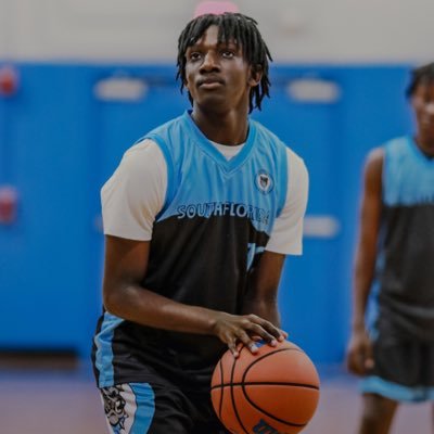 onelsonjnlouis's profile picture. 6’1 160lbs CO28 Guard/Forward || jnlouisonelson@gmail.com || 239-601-0216