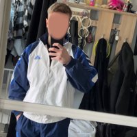 Susjusjd (@lmin492) 's Twitter Profile