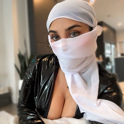 Allah bir, Ben bir.. geri kalan her şey opsiyonel
Yörük - Türk ama hafif kaşar🤭
Antalya