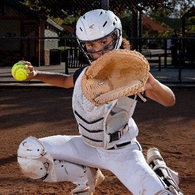 Robyn_Softball's profile picture. 2030 #29 Softball Catcher / Outfield / Utility Player 4.0 GPA ✝️John 3:16