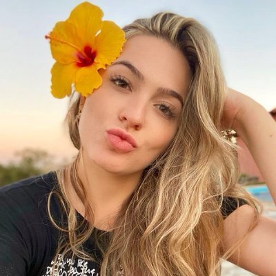 Olivia_J007's profile picture. 🌍 Dreamer | 🌱 Nature Lover | 🎨 Art Enthusiast | 📚 Bookworm | Capturing moments and emotions through words and visuals.