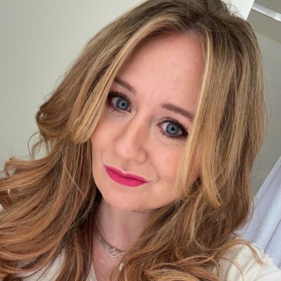 missjess8's profile picture. mama tried.